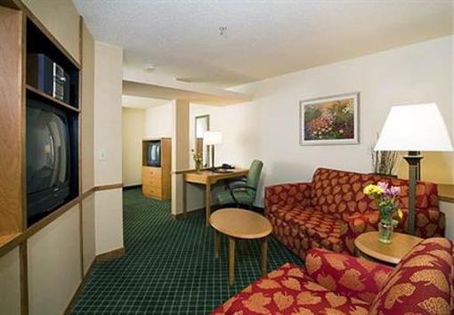 фото отеля Fairfield Inn & Suites Tampa Brandon
