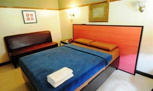 фото отеля Mariposa Budget Hotel Marikina