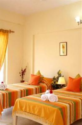 фото отеля Roystonea Hummingbird Hotel Pune