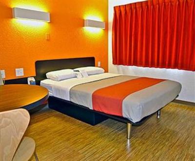 фото отеля Motel 6 Denver Thornton