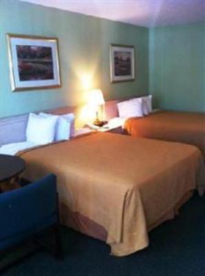 фото отеля Quality Inn & Suites Hilton Head