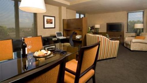 фото отеля Kellogg Hotel And Conference Center