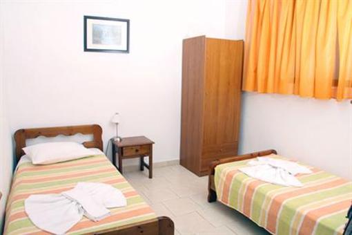 фото отеля Niriides Beach Hotel
