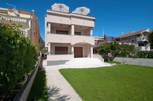фото отеля Bonamare Apartments