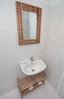 фото отеля Bonamare Apartments