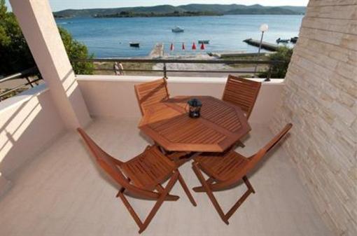 фото отеля Bonamare Apartments