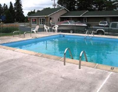 фото отеля Capri Motel Mackinaw City