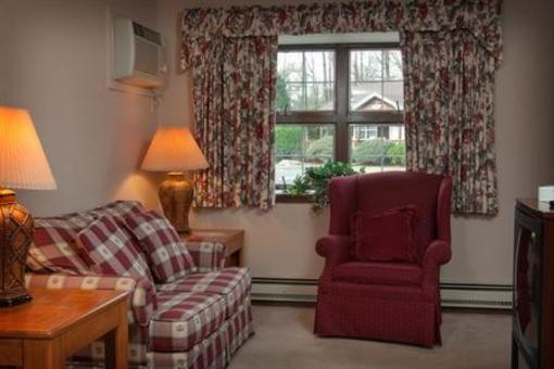фото отеля Crescent Lodge & Country Inn