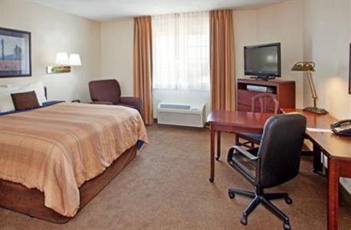 фото отеля Candlewood Suites Salina