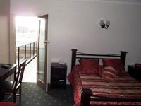 503 On Princes Drive Motel & Serviced Apartments