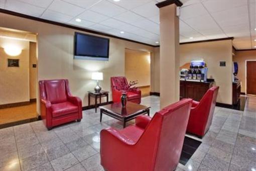 фото отеля Holiday Inn Express Atlanta - Gwinnett Mall