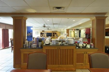 фото отеля Hampton Inn Pittsburgh Airport