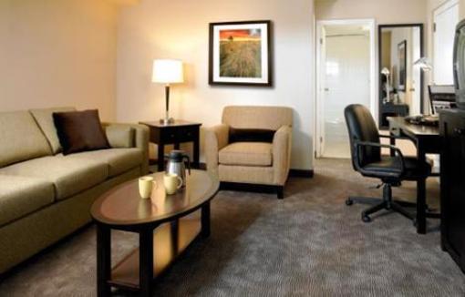 фото отеля Red Deer Lodge Hotel and Conference Centre