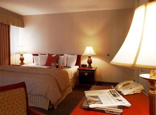 фото отеля BEST WESTERN The Normandy Inn & Suites
