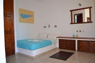 фото отеля Elounda Heights Apartments and Studios