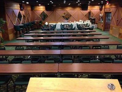 фото отеля Economy Inn Austintown