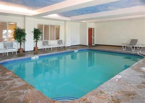 фото отеля Comfort Inn & Suites North Woods Cross