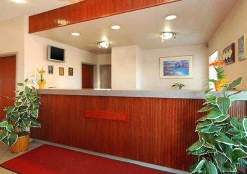 фото отеля Comfort Inn & Suites North Woods Cross