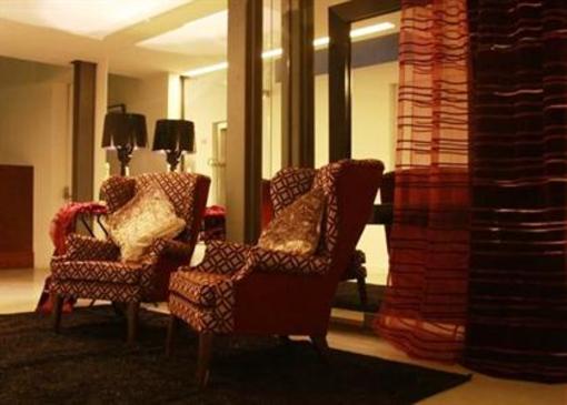 фото отеля Hotel Dighton Oliveira de Azemeis