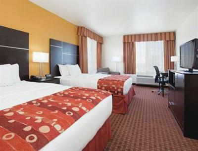 фото отеля La Quinta Inn & Suites Denver Gateway Park