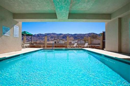 фото отеля Holiday Inn Express Hotel & Suites Twentynine Palms