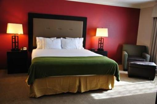 фото отеля Holiday Inn Express Hotel & Suites Twentynine Palms