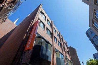 фото отеля easyHotel Den Haag