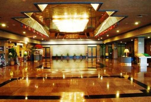 фото отеля Chalong International Hotel