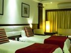 фото отеля Surya Royal Hotel