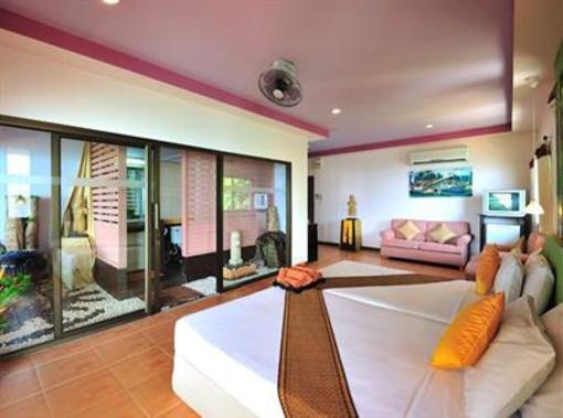 фото отеля Koh Ngai Cliff Beach Resort