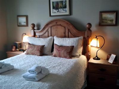 фото отеля Williams Gate Bed and Breakfast Private Suites