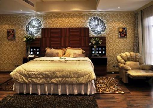 фото отеля Madareem Crown Hotel