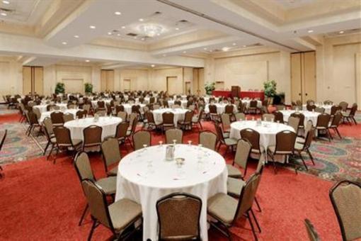 фото отеля Crowne Plaza Hotel Hartford - Cromwell