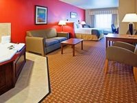 Holiday Inn Express Hotel & Suites Sturgis