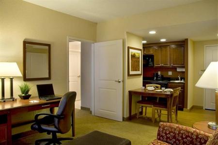 фото отеля Homewood Suites Madison West