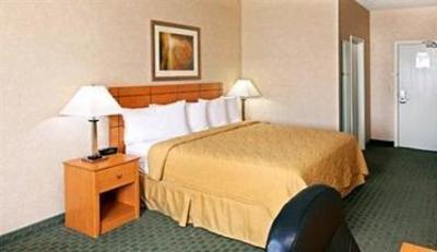 фото отеля AmericInn Hotel & Suites Salina