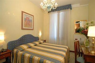 фото отеля Hotel Hesperia