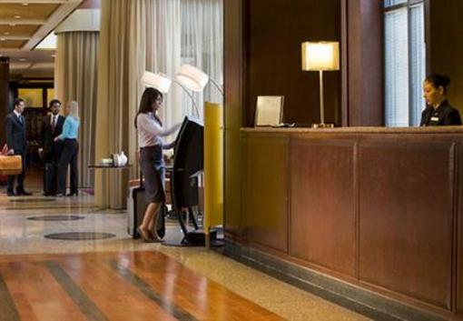 фото отеля Bethesda Marriott Suites