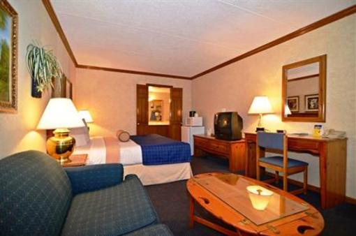 фото отеля Best Western Country Inn Uhrichsville