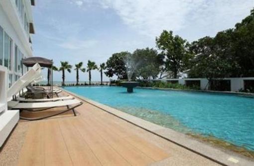 фото отеля The Sand Beach Pattaya