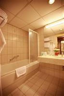 фото отеля Crowne Plaza Bucharest