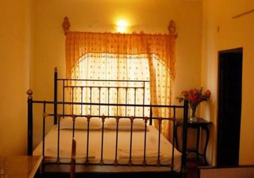 фото отеля Newtons Manor Jodhpur