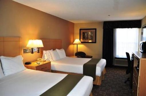 фото отеля Holiday Inn Express Roanoke Rapids