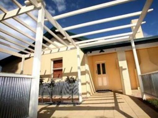 фото отеля Emaroo Cherry Townhouse Mildura