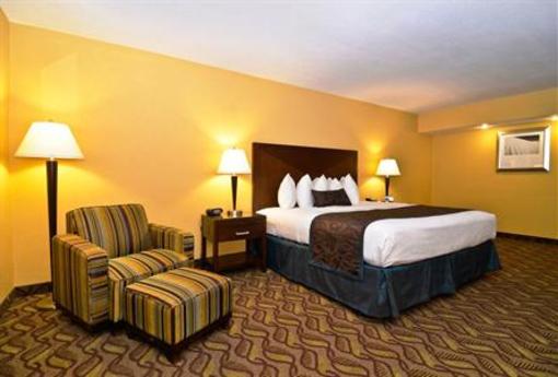 фото отеля BEST WESTERN Sally Port Inn and Suites