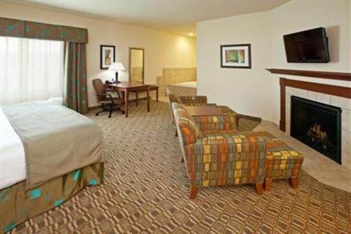 фото отеля Holiday Inn Express Hotel & Suites Ripley