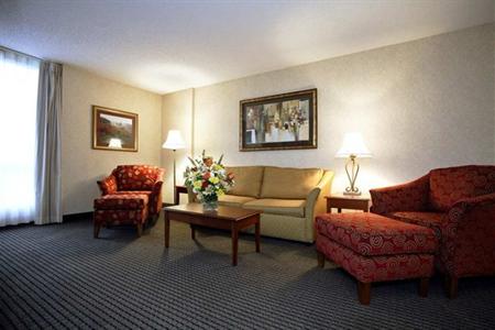 фото отеля Hampton Inn & Suites Country Club Plaza