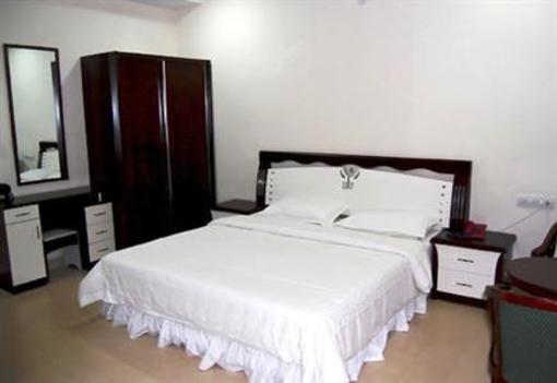 фото отеля Sravya Compact Residency Hotel Hyderabad