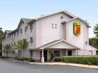 Super 8 Leesburg