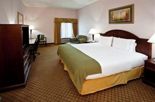 фото отеля Holiday Inn Express Hotel & Suites Milford (Ohio)